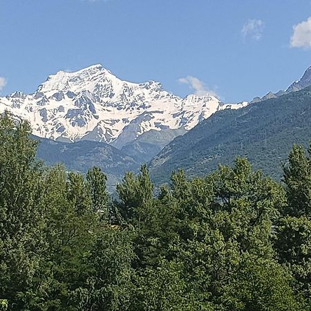 Ospitalita, Natura, Sport A Due Passi Da Aosta Exterior photo